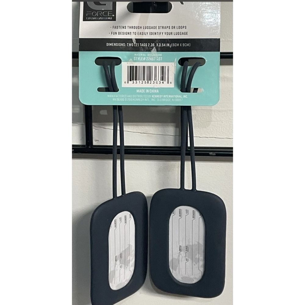 G FORCE Set of 2 Navy Blue Rectangle Luggage Tags Embossed Silicone 2.5" x 3" - Picture 3 of 4
